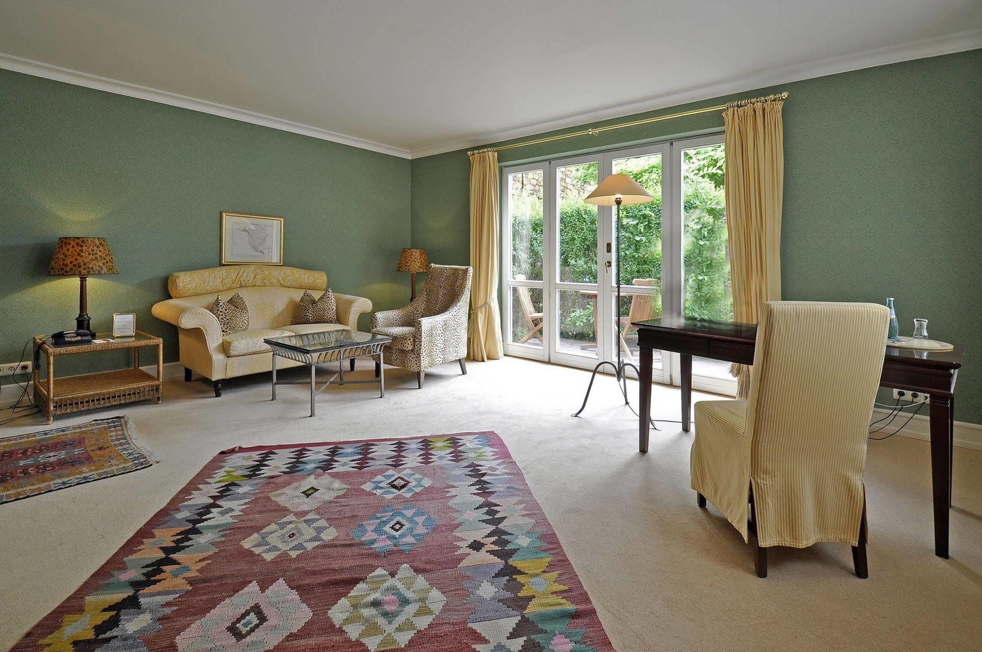 Herrenhaus Von Loew Bad Nauheim Eksteriør billede